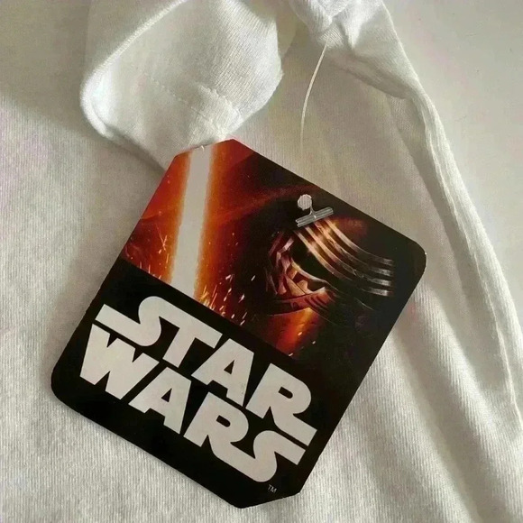 Star Wars T-shirt - Picture 8 of 13